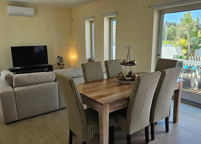 ヴィラ Residences