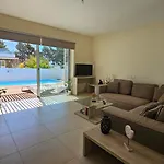 Residences Villa *